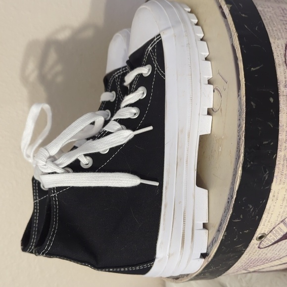 Black and White High-Top Sneakers - Picture 4 of 8